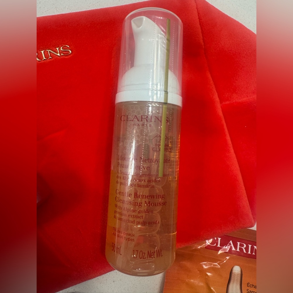 Clarins bundle - Picture 3 of 5